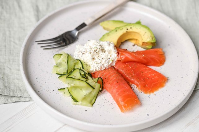 smoked-salmon-breakfast-platter-6